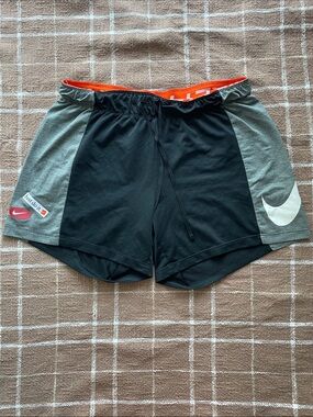 VGUC Nike Womens Black and Gray Shorts with Orange Details Size Small S/P